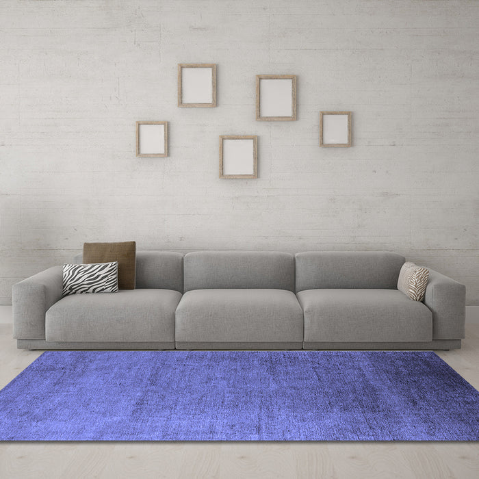 Machine Washable Oriental Blue Industrial Rug in a Living Room, wshurb1161blu