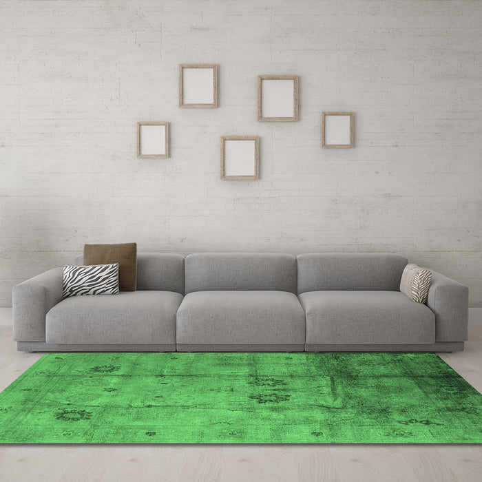 Machine Washable Oriental Emerald Green Industrial Area Rugs in a Living Room,, wshurb1167emgrn