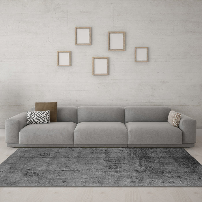 Machine Washable Oriental Gray Industrial Rug in a Living Room,, wshurb1167gry