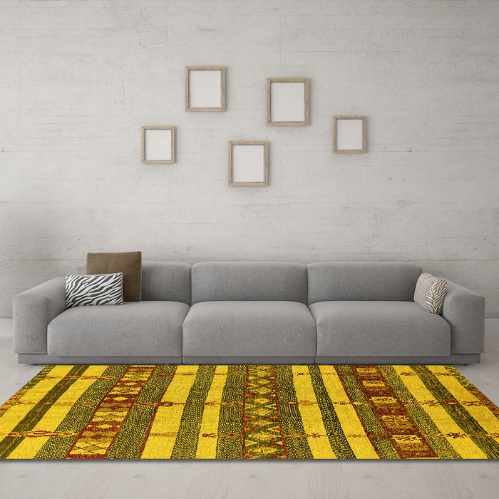 Machine Washable Oriental Yellow Industrial Rug in a Living Room, wshurb1169yw