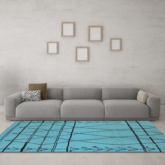 Machine Washable Oriental Light Blue Industrial Rug in a Living Room, wshurb1170lblu