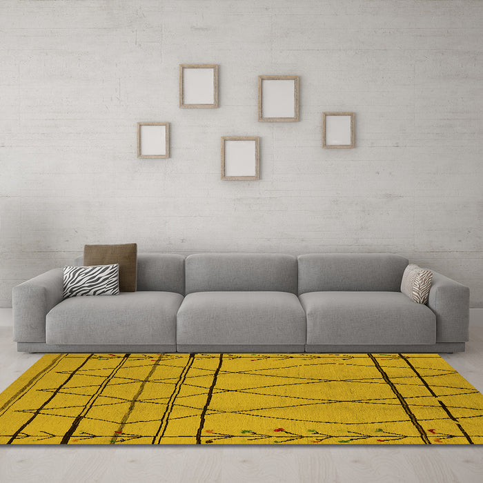 Machine Washable Oriental Yellow Industrial Rug in a Living Room, wshurb1170yw