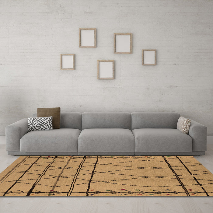 Machine Washable Oriental Brown Industrial Rug in a Living Room,, wshurb1170brn