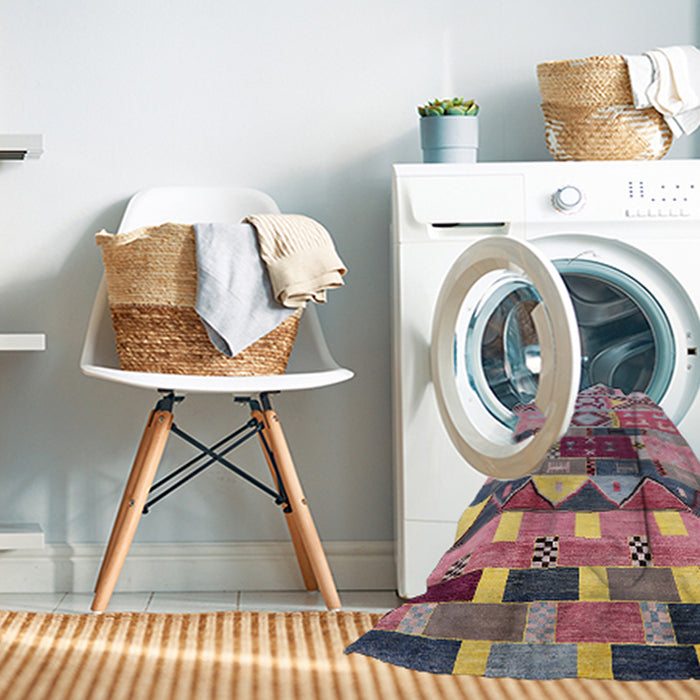 Machine Washable Industrial Modern Silver Pink Rug in a Washing Machine, wshurb1181