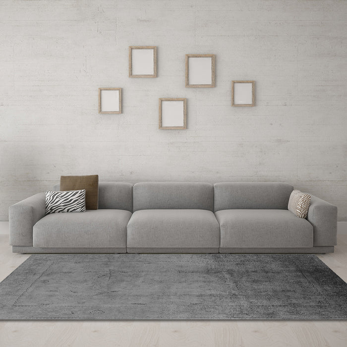 Machine Washable Oriental Gray Traditional Rug in a Living Room,, wshurb1182gry