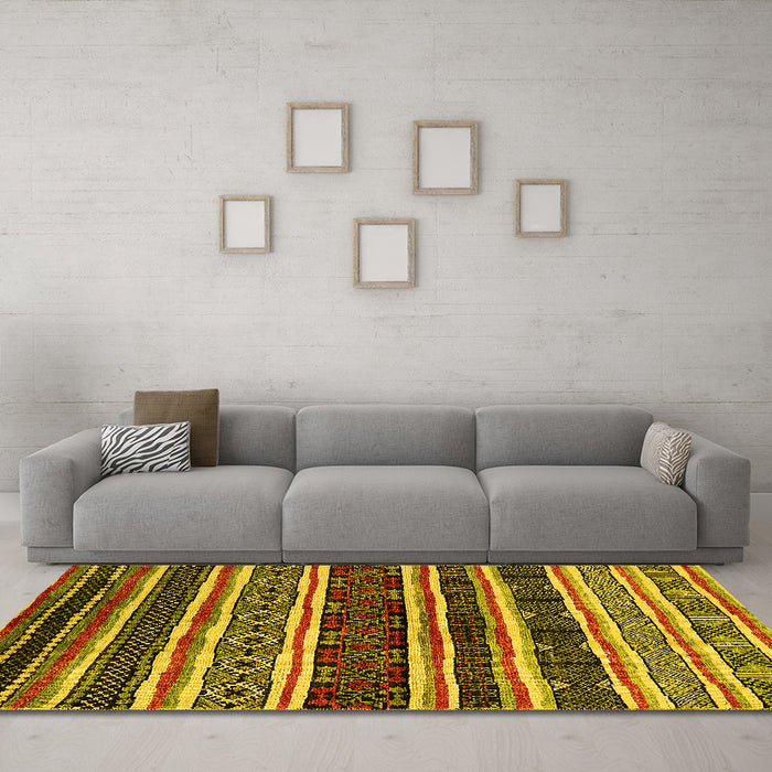 Machine Washable Oriental Yellow Industrial Rug in a Living Room, wshurb1186yw