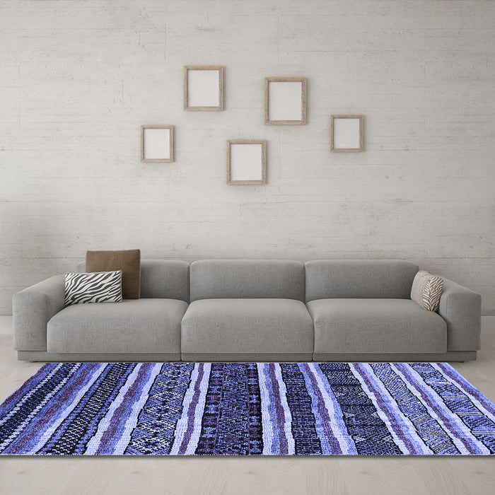Machine Washable Oriental Blue Industrial Rug in a Living Room, wshurb1186blu