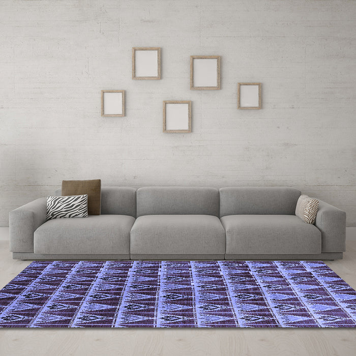 Machine Washable Oriental Blue Industrial Rug in a Living Room, wshurb1190blu