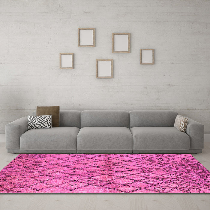 Machine Washable Oriental Pink Industrial Rug in a Living Room, wshurb1194pnk