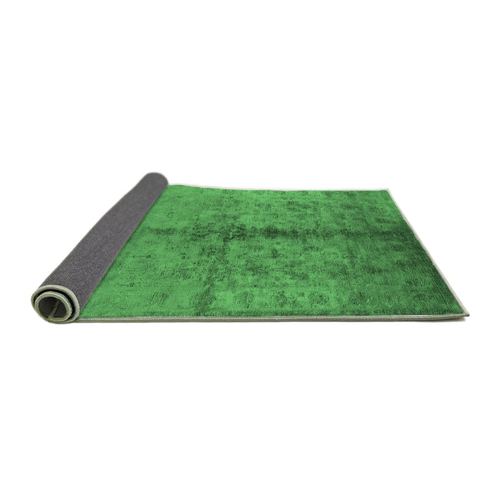 Sideview of Oriental Emerald Green Traditional Rug, urb1197emgrn