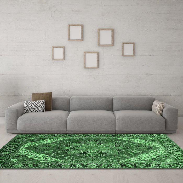 Machine Washable Persian Emerald Green Traditional Area Rugs in a Living Room,, wshurb1201emgrn