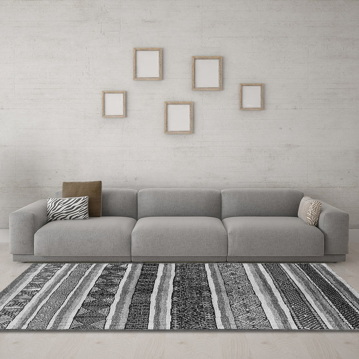 Machine Washable Solid Gray Modern Rug in a Living Room,, wshurb1212gry