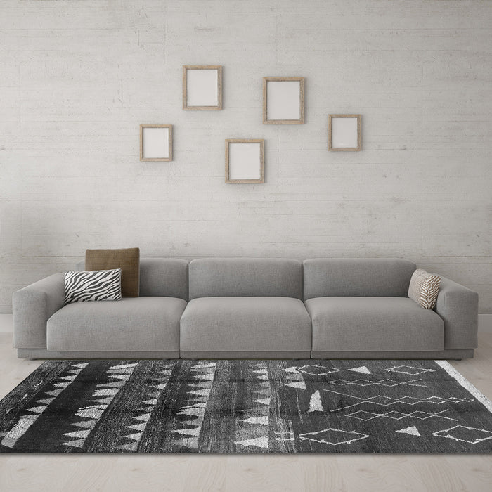 Machine Washable Solid Gray Modern Rug in a Living Room,, wshurb1220gry