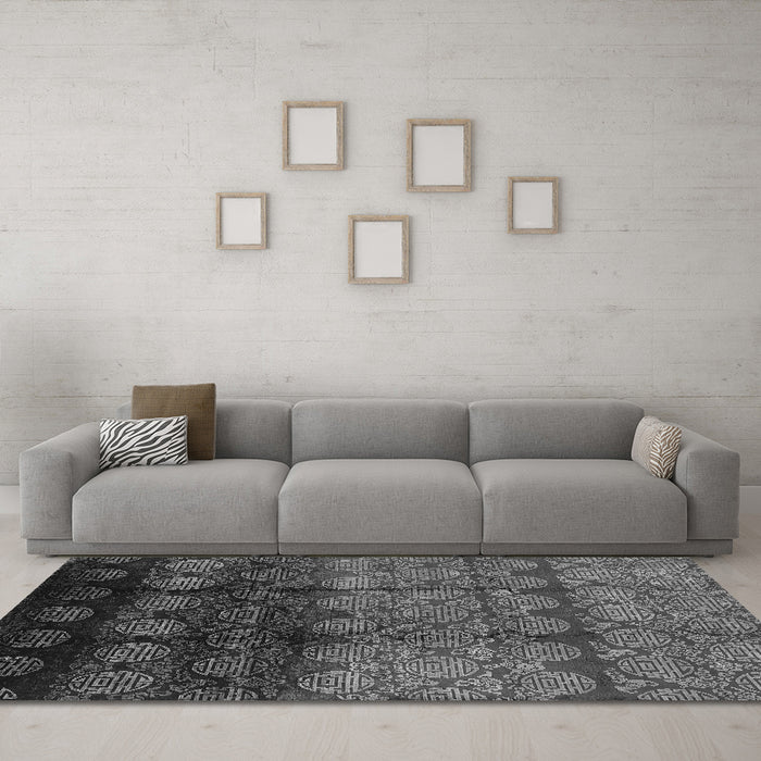 Machine Washable Oriental Gray Industrial Rug in a Living Room,, wshurb1222gry