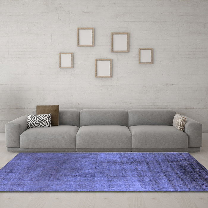 Machine Washable Oriental Blue Traditional Rug in a Living Room, wshurb1223blu