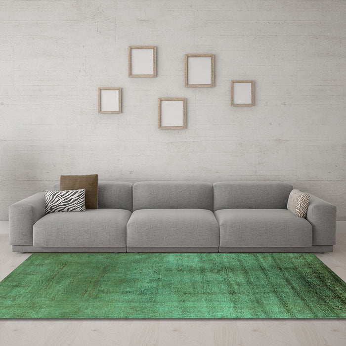 Machine Washable Oriental Turquoise Traditional Area Rugs in a Living Room,, wshurb1223turq