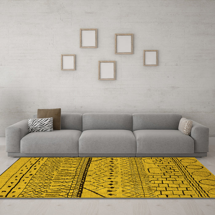 Machine Washable Solid Yellow Modern Rug in a Living Room, wshurb1226yw