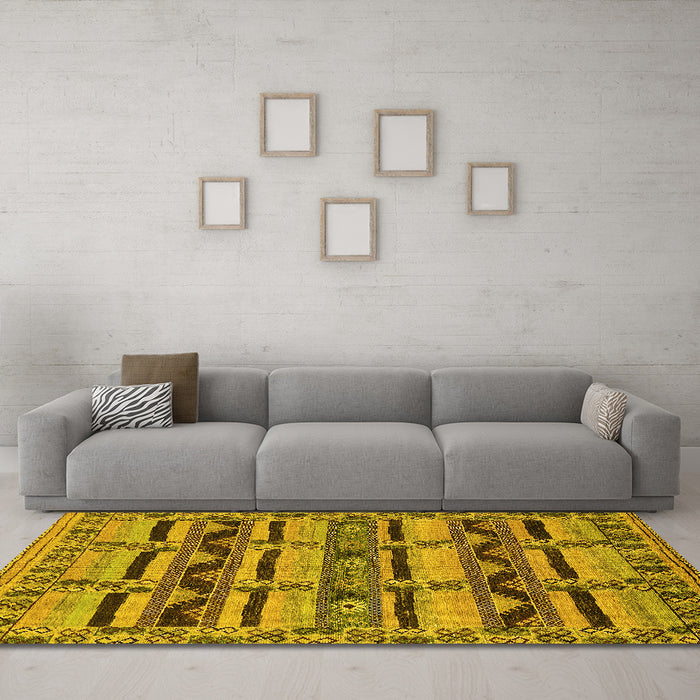 Machine Washable Oriental Yellow Industrial Rug in a Living Room, wshurb1239yw
