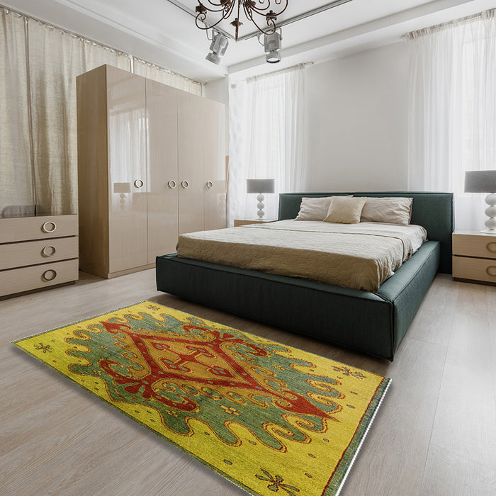 Machine Washable Industrial Modern Brown Rug in a Bedroom, wshurb1241