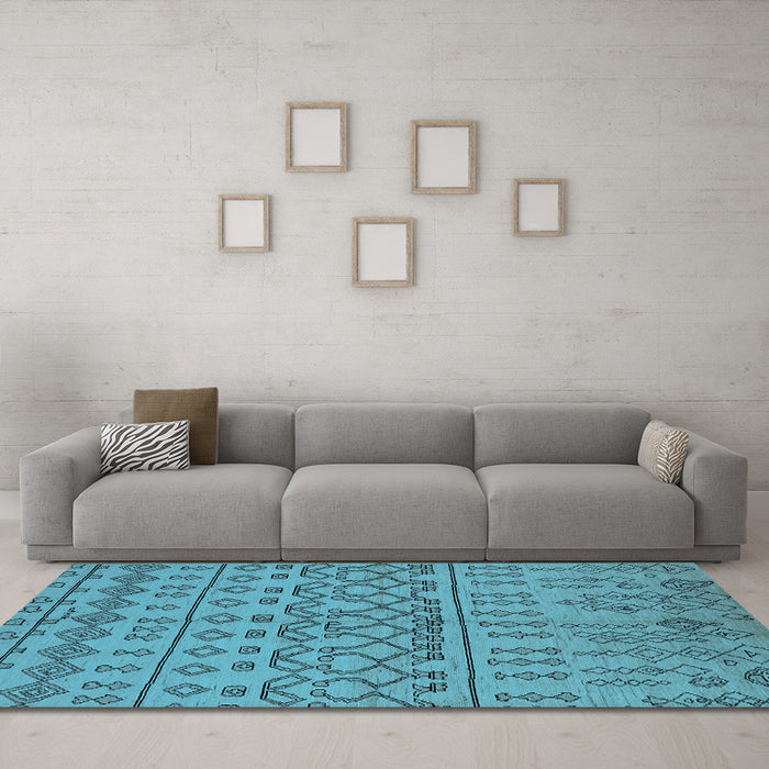 Machine Washable Solid Light Blue Modern Rug in a Living Room, wshurb1242lblu