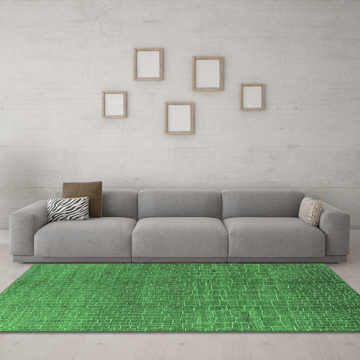 Machine Washable Oriental Emerald Green Industrial Area Rugs in a Living Room,, wshurb1244emgrn