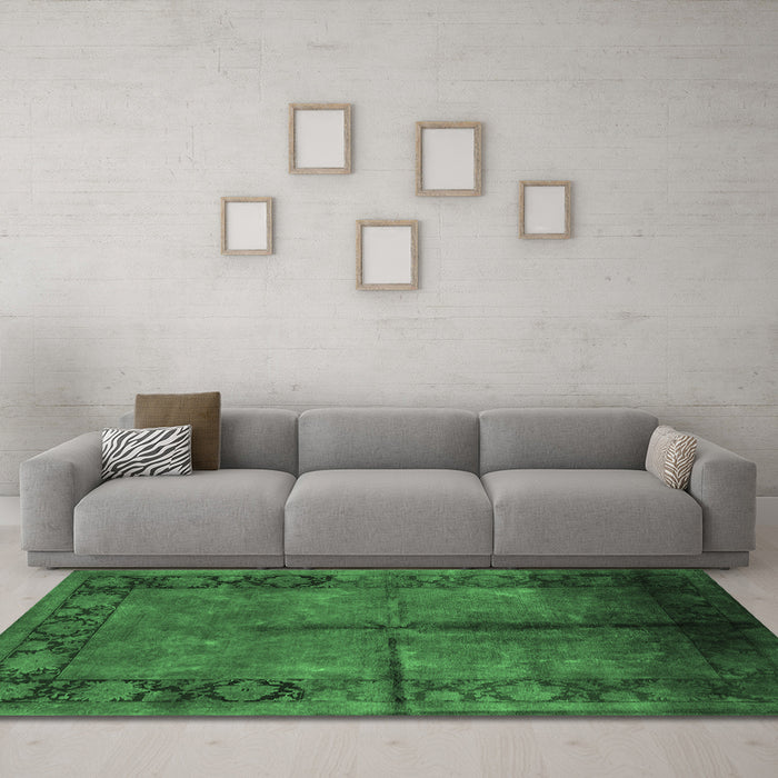 Machine Washable Oriental Emerald Green Industrial Area Rugs in a Living Room,, wshurb1246emgrn