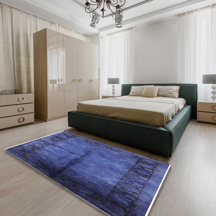 Mid-Century Modern Dark Slate Blue Purple Oriental Rug in a Bedroom, urb1246