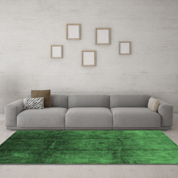 Machine Washable Oriental Emerald Green Industrial Area Rugs in a Living Room,, wshurb1247emgrn