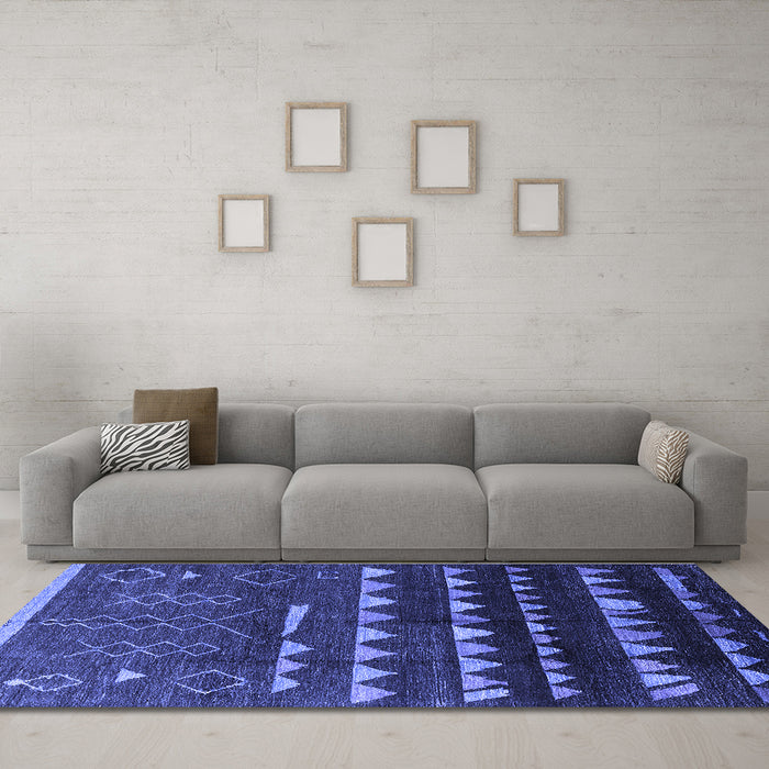 Machine Washable Solid Blue Modern Rug in a Living Room, wshurb1253blu