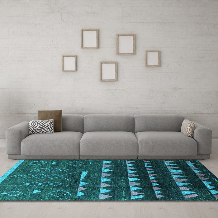 Machine Washable Solid Turquoise Modern Area Rugs in a Living Room,, wshurb1253turq