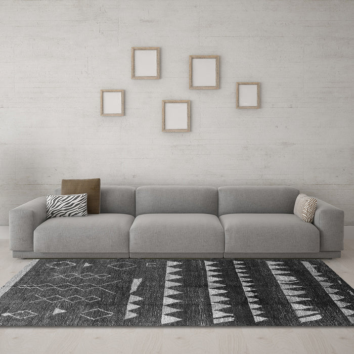 Machine Washable Solid Gray Modern Rug in a Living Room,, wshurb1253gry