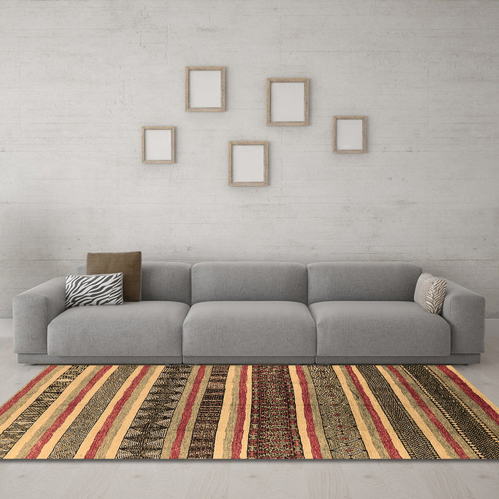 Machine Washable Solid Brown Modern Rug in a Living Room,, wshurb1254brn