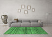 Machine Washable Solid Emerald Green Modern Area Rugs in a Living Room,, wshurb1256emgrn