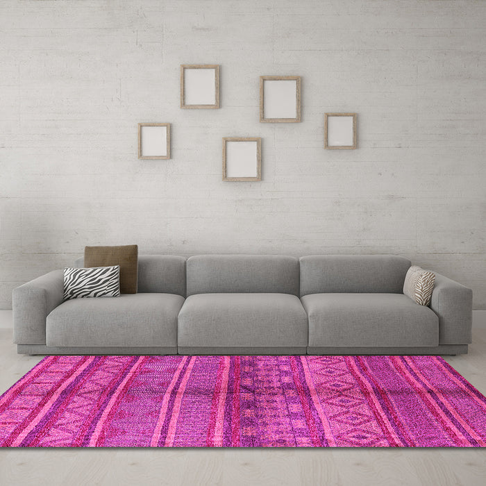 Machine Washable Solid Pink Modern Rug in a Living Room, wshurb1256pnk