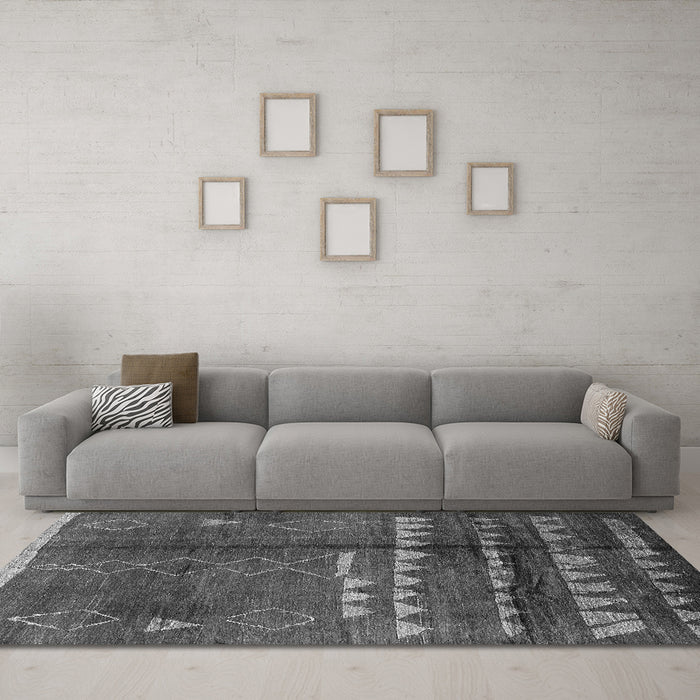 Machine Washable Solid Gray Modern Rug in a Living Room,, wshurb1258gry