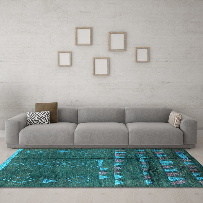 Machine Washable Solid Turquoise Modern Area Rugs in a Living Room,, wshurb1258turq