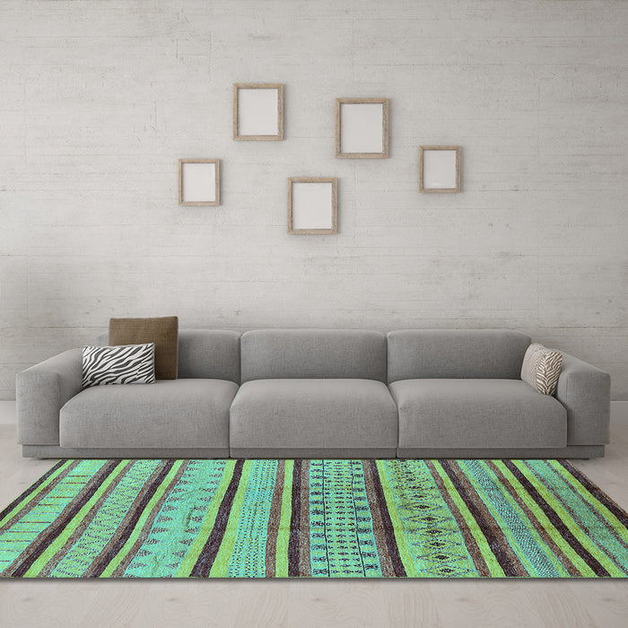 Machine Washable Solid Turquoise Modern Area Rugs in a Living Room,, wshurb1259turq