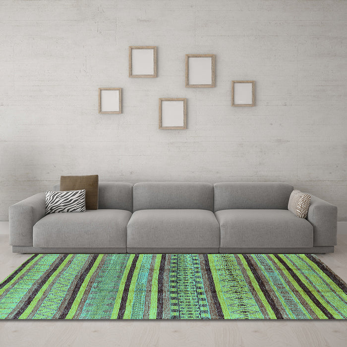 Machine Washable Solid Turquoise Modern Area Rugs in a Living Room,, wshurb1260turq