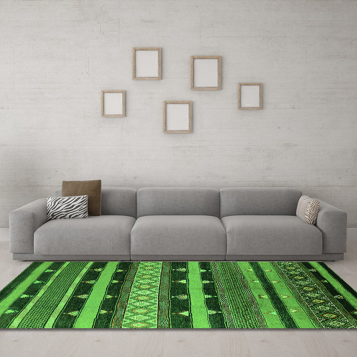 Machine Washable Solid Green Modern Area Rugs in a Living Room,, wshurb1262grn