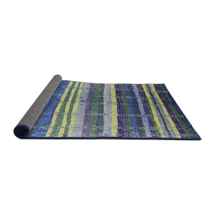 Sideview of Mid-Century Modern Dark Sea Green Solid Rug, urb1264