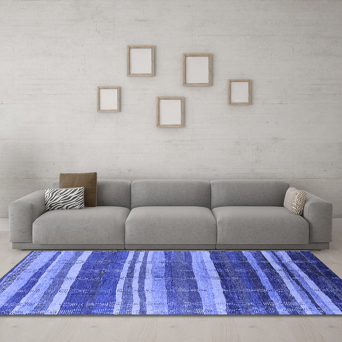 Machine Washable Solid Blue Modern Rug in a Living Room, wshurb1264blu