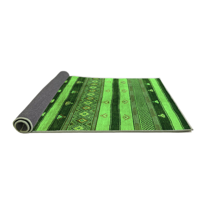 Sideview of Solid Green Modern Rug, urb1266grn