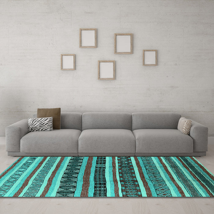 Machine Washable Solid Turquoise Modern Area Rugs in a Living Room,, wshurb1267turq