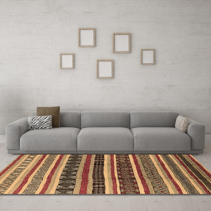 Machine Washable Solid Brown Modern Rug in a Living Room,, wshurb1267brn