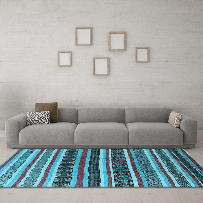 Machine Washable Solid Light Blue Modern Rug in a Living Room, wshurb1267lblu
