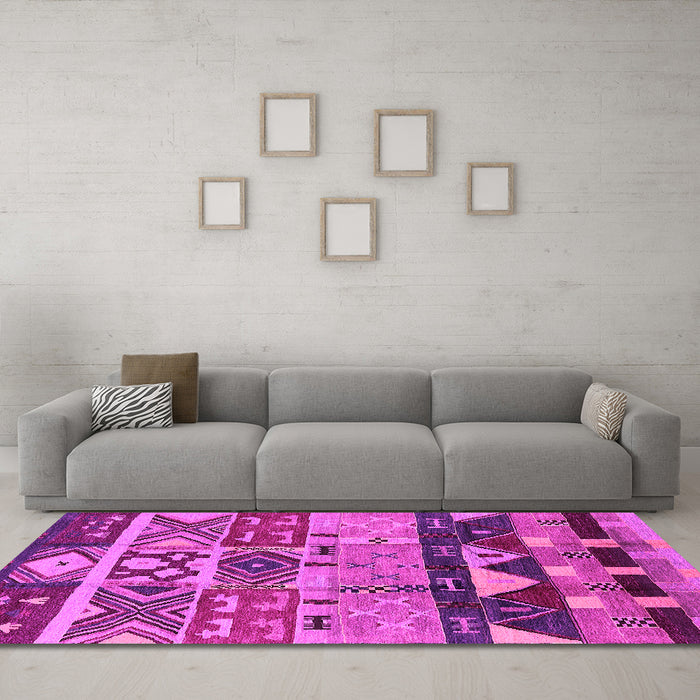 Machine Washable Solid Pink Modern Rug in a Living Room, wshurb1268pnk
