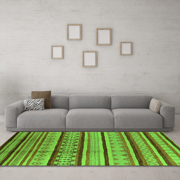 Machine Washable Southwestern Green Country Area Rugs in a Living Room,, wshurb1271grn