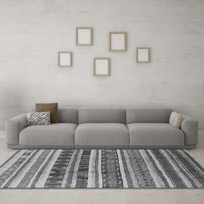 Machine Washable Solid Gray Modern Rug in a Living Room,, wshurb1274gry