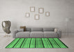 Machine Washable Solid Emerald Green Modern Area Rugs in a Living Room,, wshurb1276emgrn