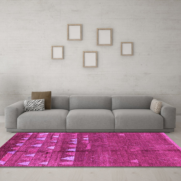 Machine Washable Solid Pink Modern Rug in a Living Room, wshurb1279pnk